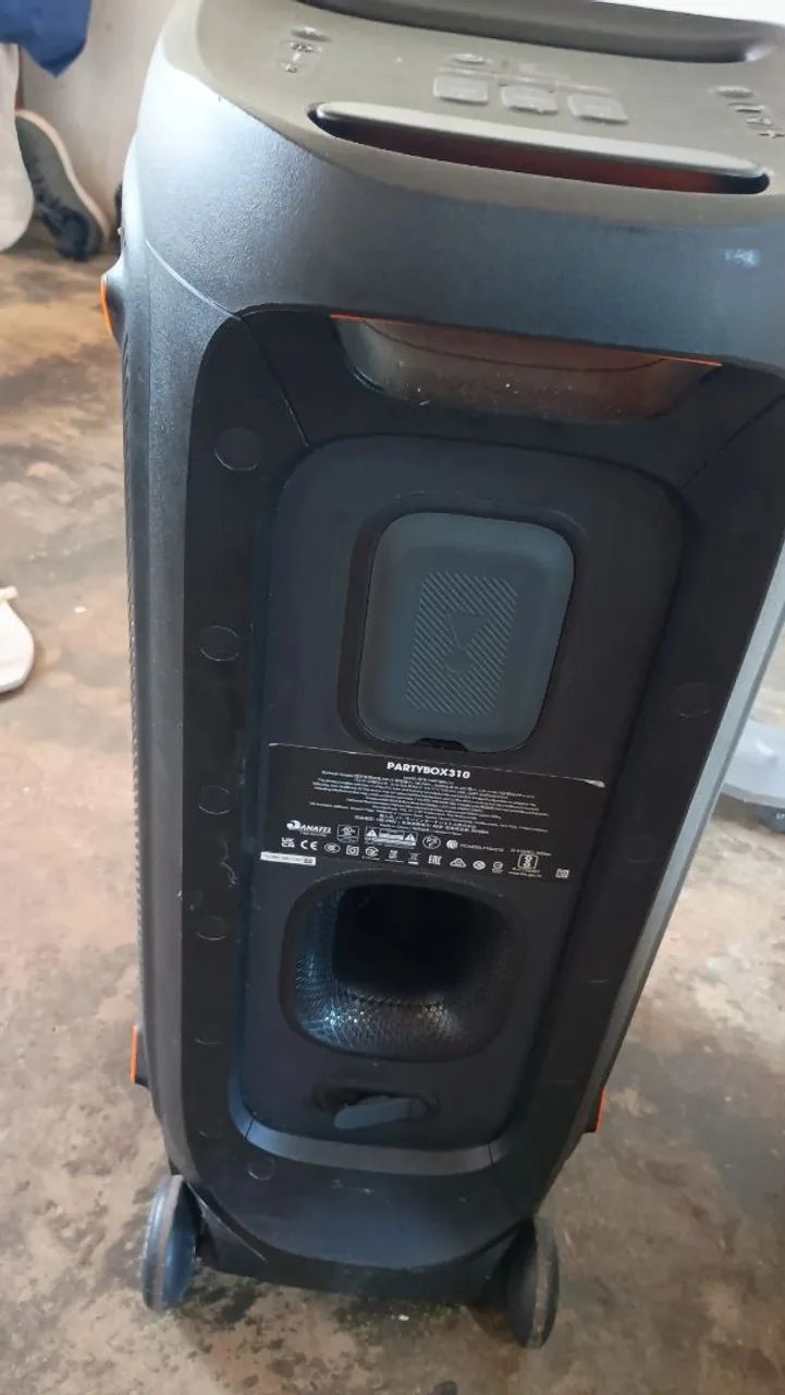 Caixa de som JBL 310