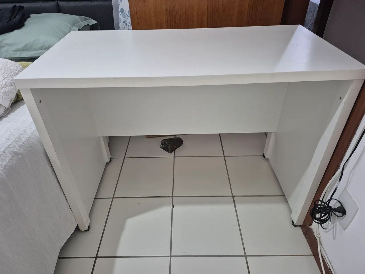 Escrivaninha MDF grosso
