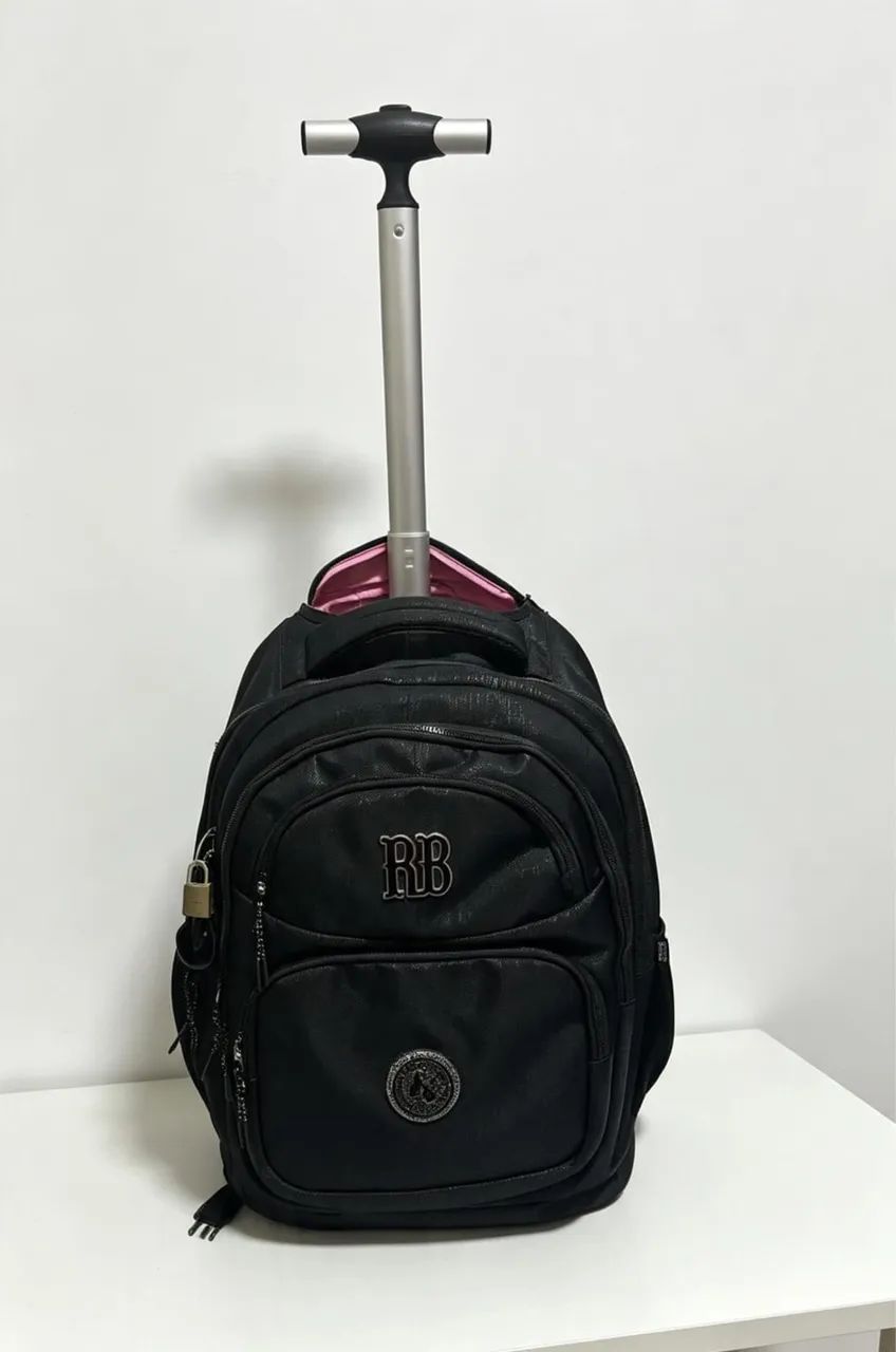 Mochila de rodinha Rebeca bombom
