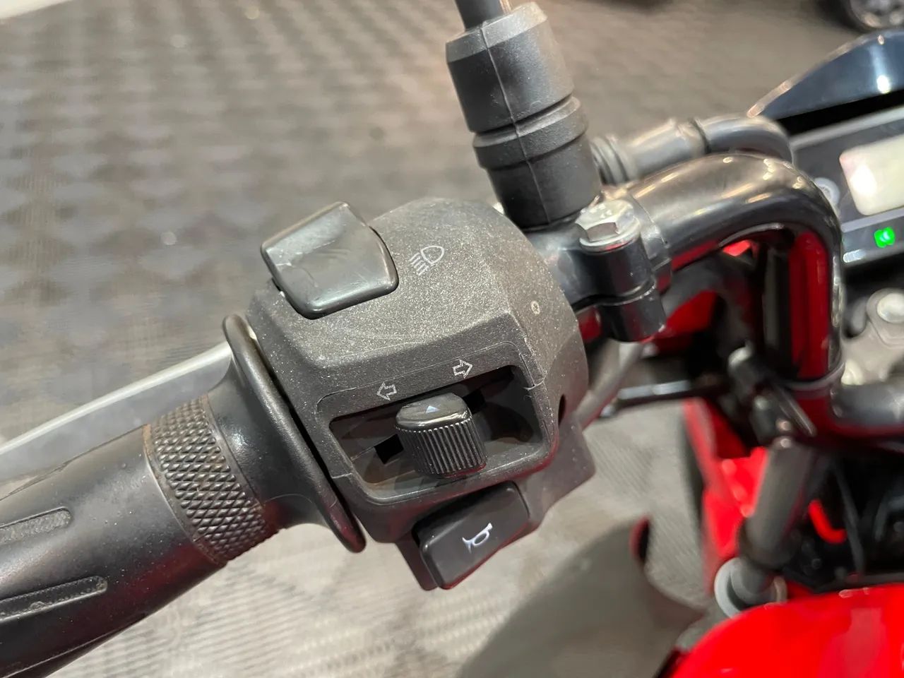Yamaha YBR 150 FACTOR ED/FLEX - Foto 4