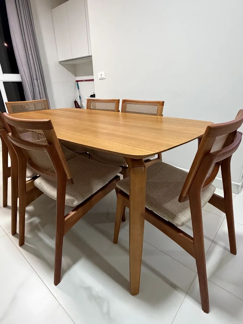 Mesa de madeira maciça - Foto 4