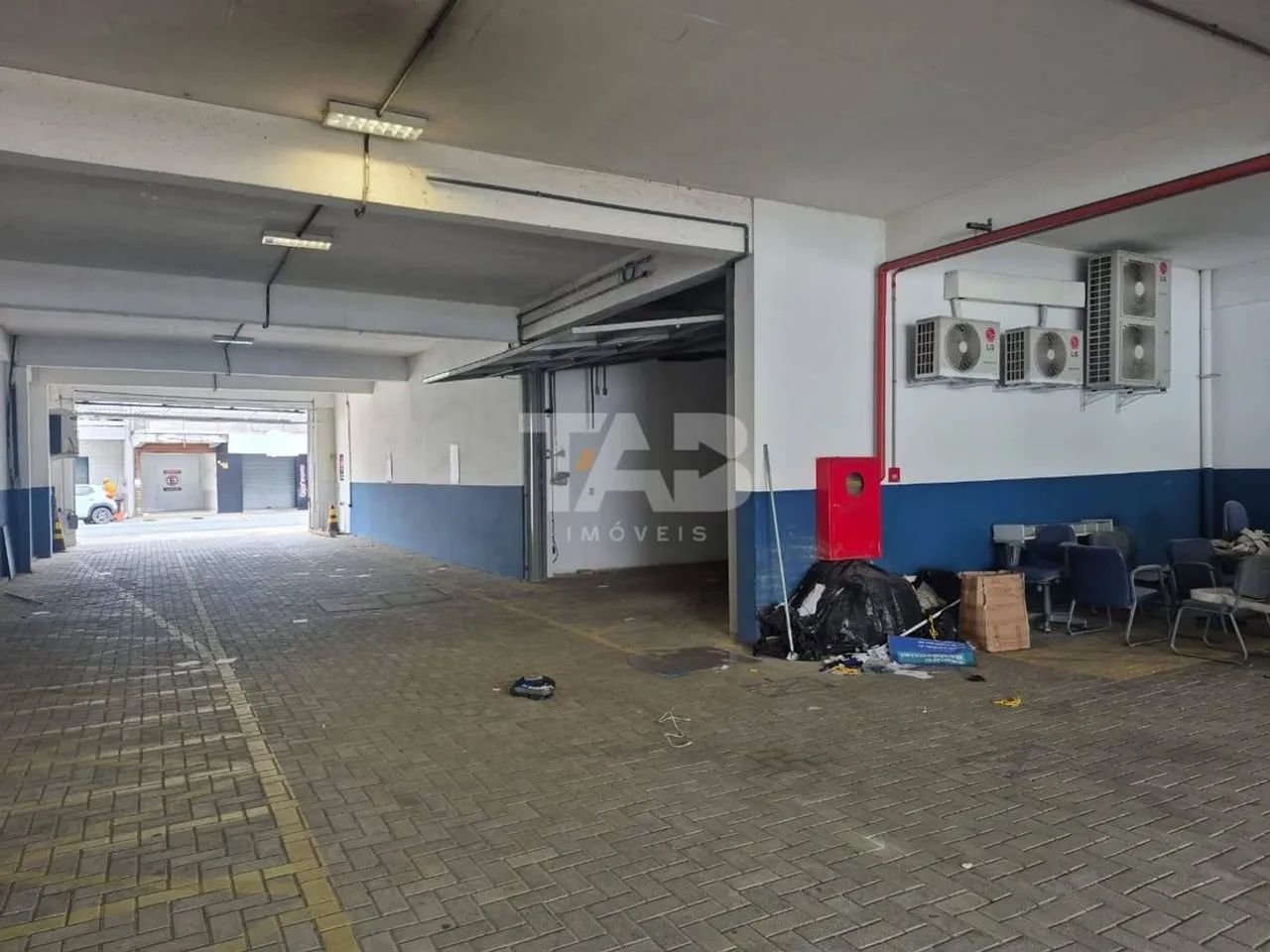 Sala Comercial à Venda | 988 m² de Área Construída - Foto 5