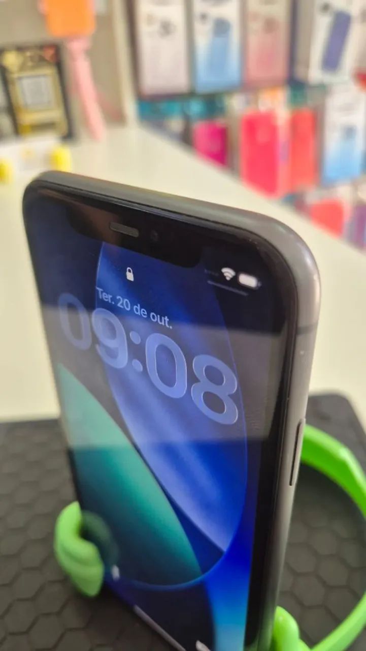 Iphone 11 - 64GB - Foto 2