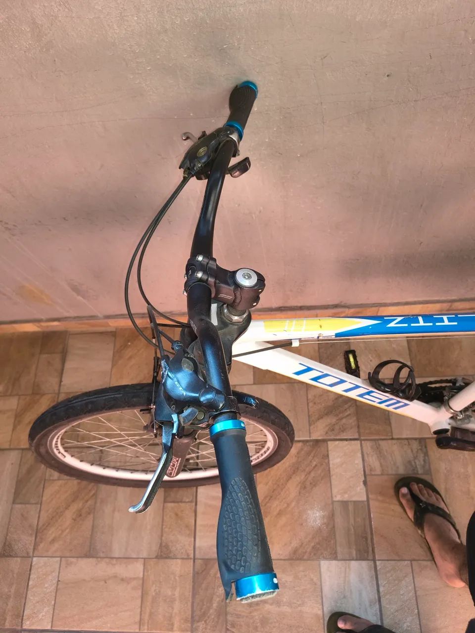 Bike Toten blitz aro 26 passador Shimano  - Foto 4