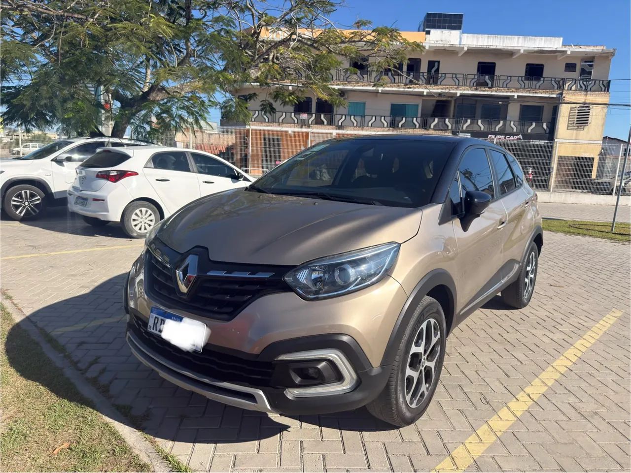 Renault Captur INTENSE 1.3 TB 16V FLEX 5P AUT. 2022