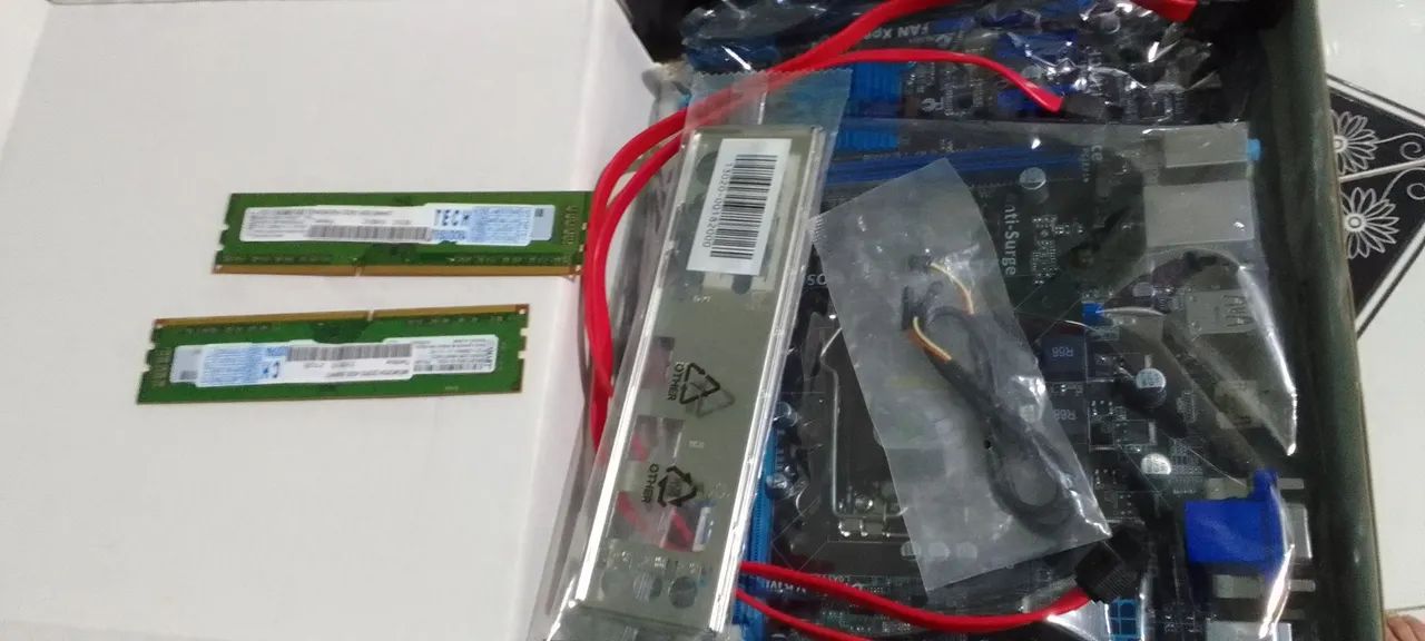 Placa mãe Asus ddr3 nova e barato - Foto 3
