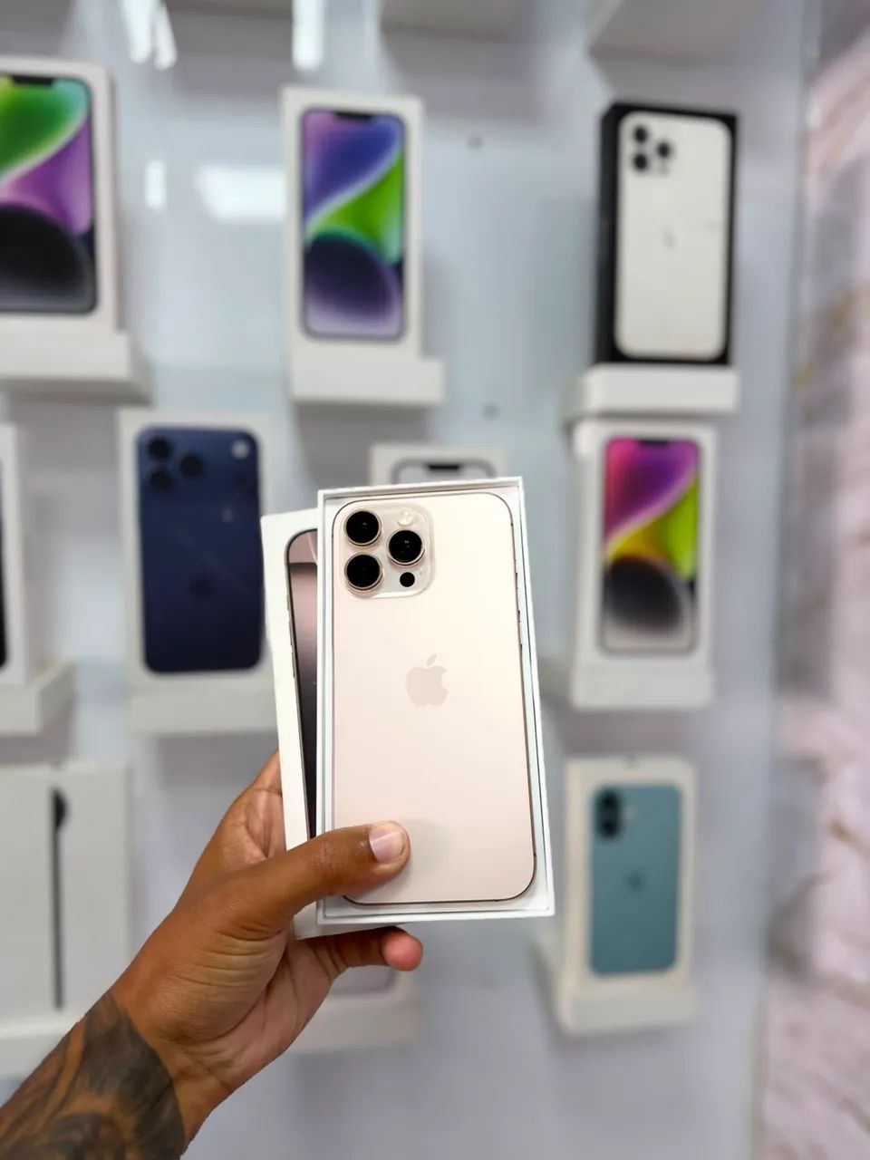 iPhone 16 Pro Max  - Foto 2