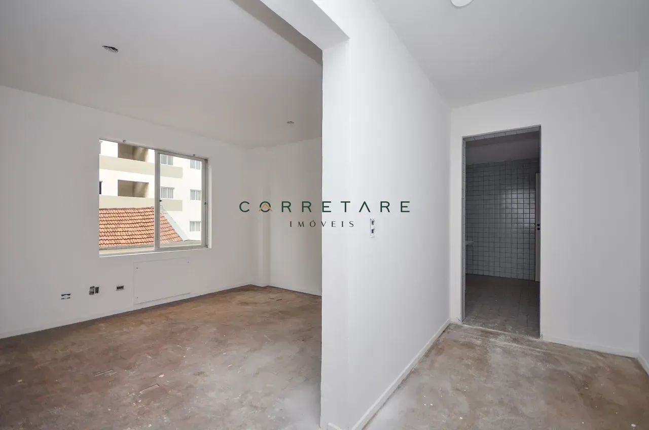 Sala Comercial à Venda  385 m² Privativos com 5 vagas de garagem| Centro de Curitiba - Foto 10