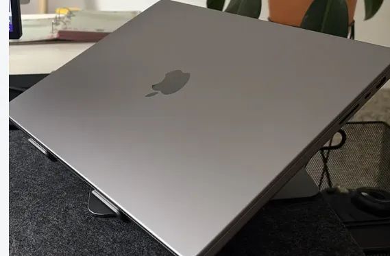 MacBook Pro M1 13