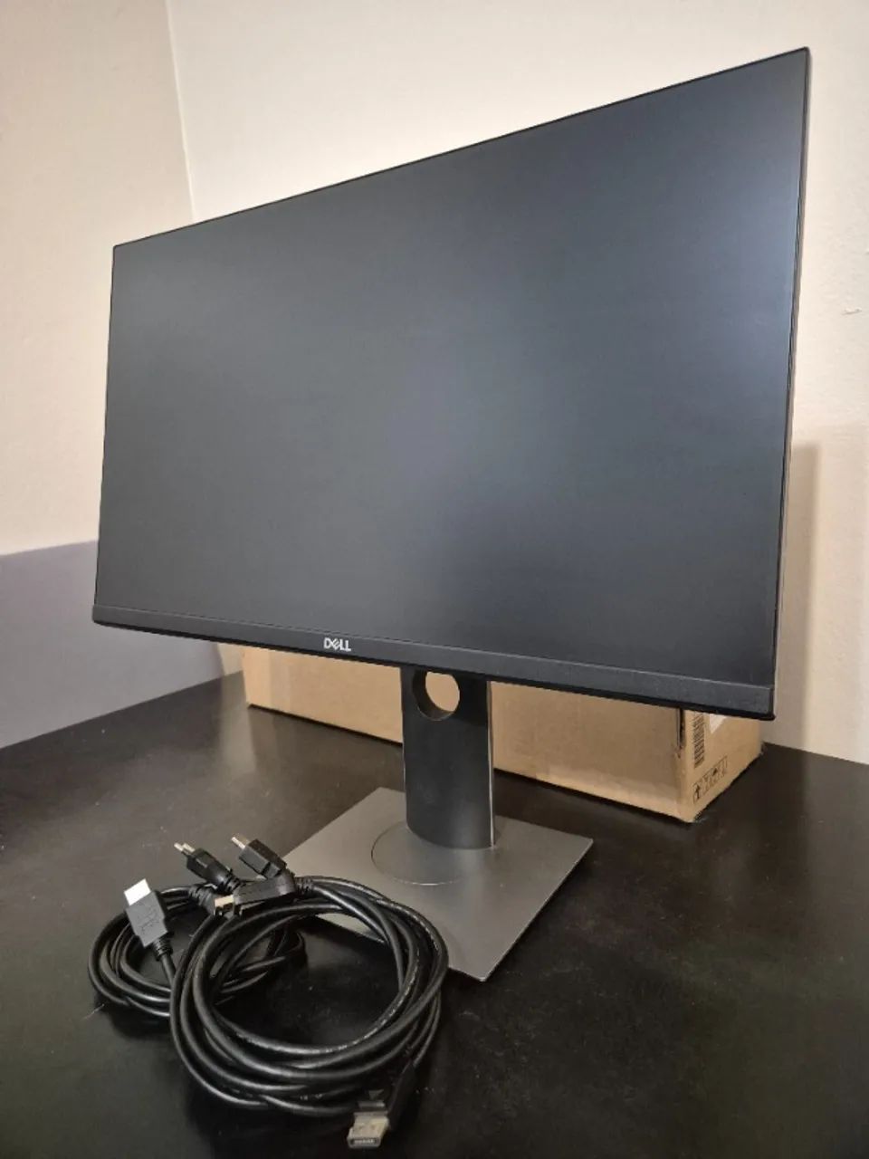 Monitor Profissional Dell P2419H 24 polegadas Full HD IPS  - Foto 2