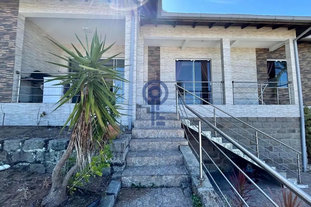 Casa com 3 dormitórios no Morro das Pedras - Foto 2