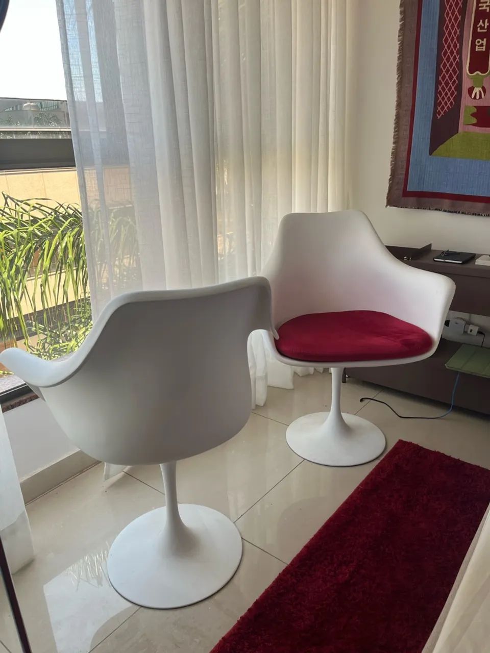 Par de Cadeiras Tulip Saarinen com Braços - Foto 3