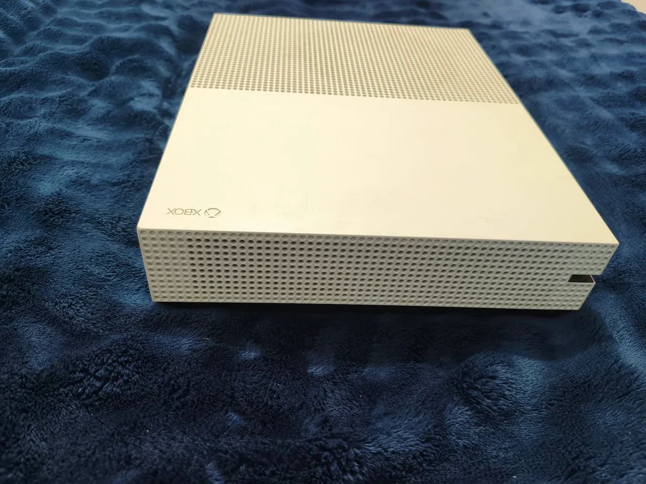 Xbox one S 1TB - Foto 4