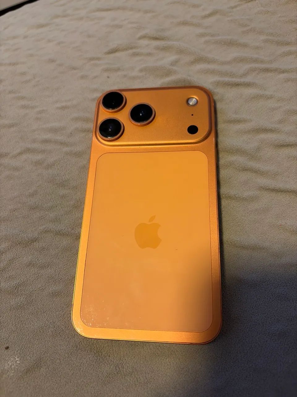 vendo iphone xr 64gb transformado num iphone 17 pro 1200$$