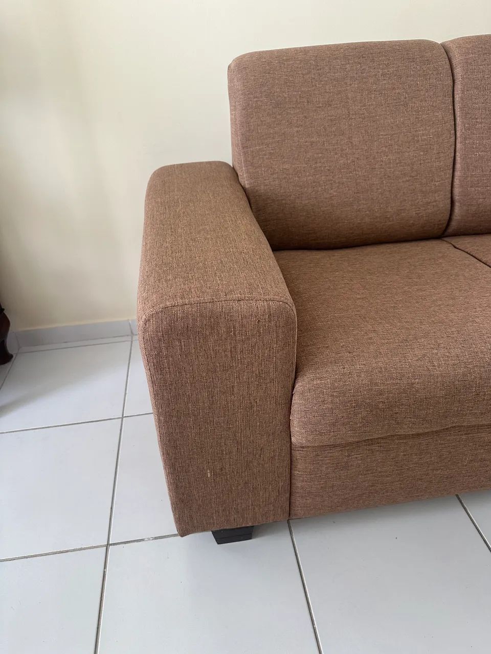 Vendo sofá de 03 lugares em perfeito estado  - Foto 3