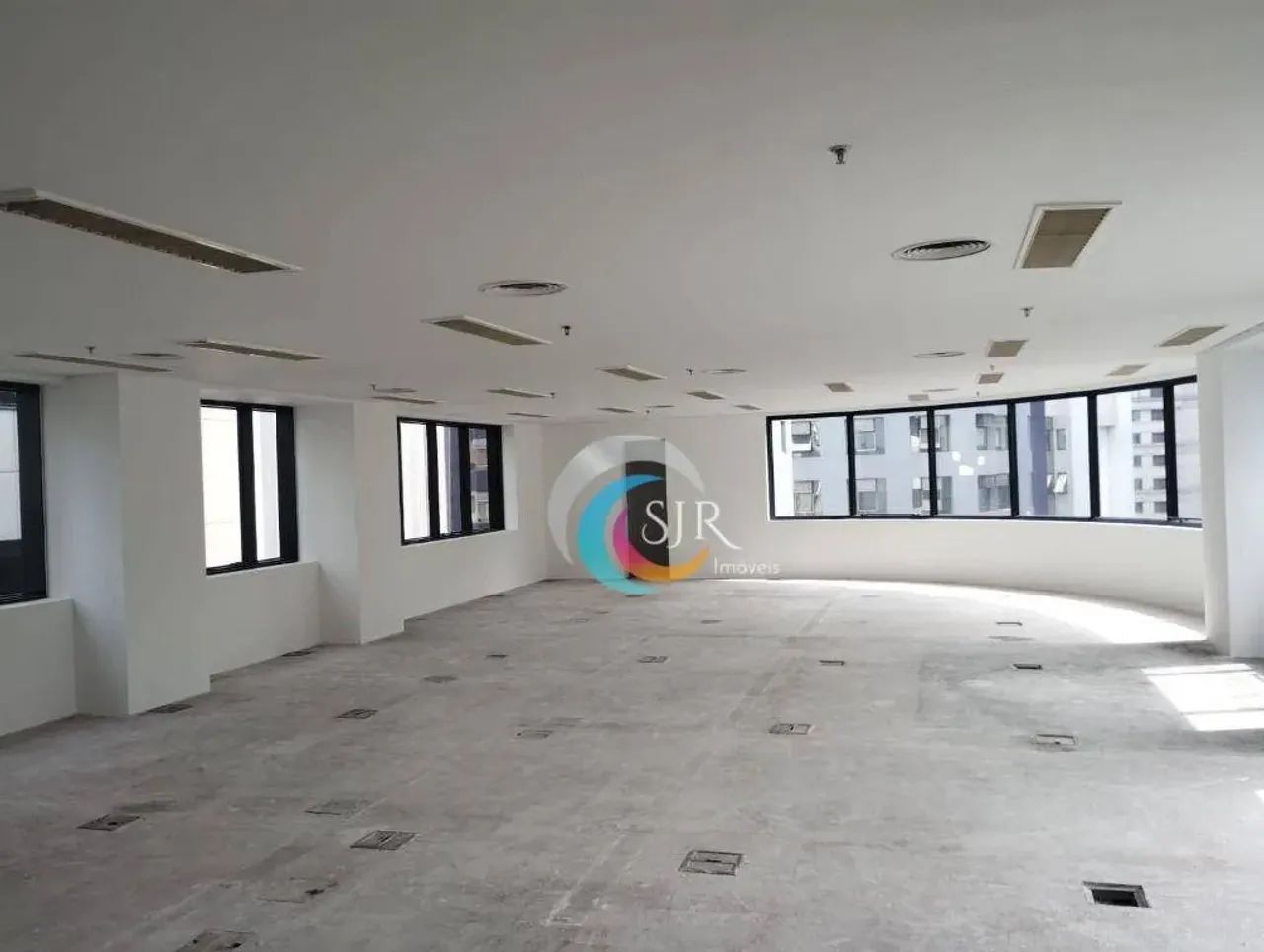 Sala comercial de 223 m², 5 vagas de garagem, localizado no bairro do Brooklin, próximo a  - Foto 2
