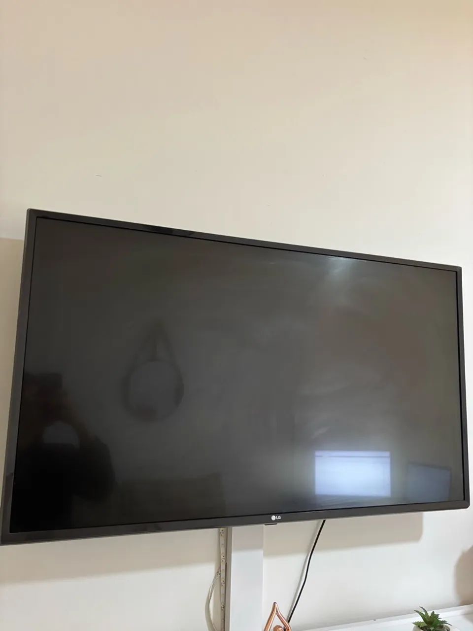 Vendo TV 43 polegadas LG com defeito - Foto 3