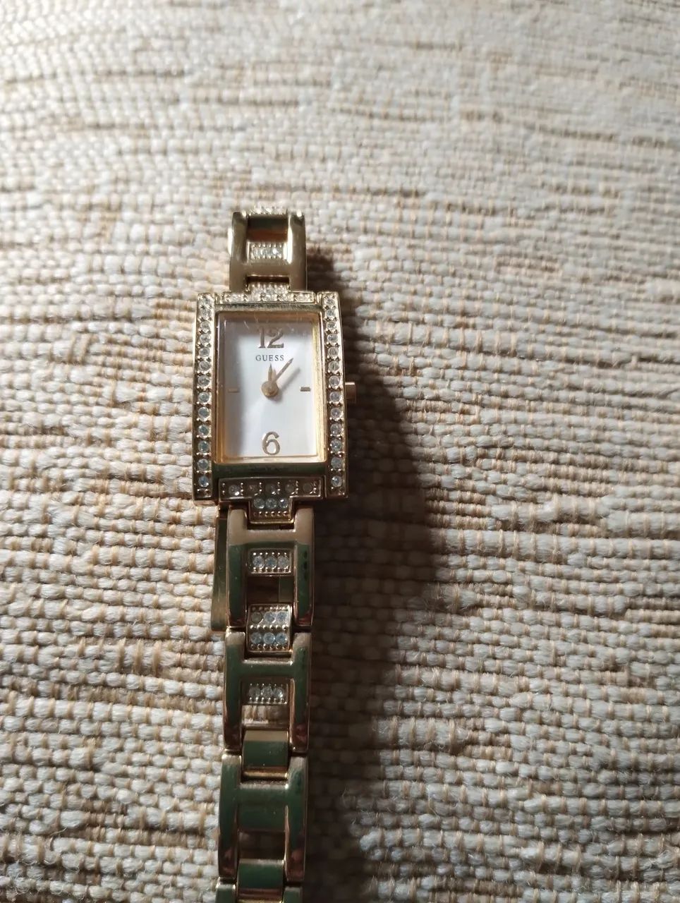 Um relógio Guess novo  - Foto 3