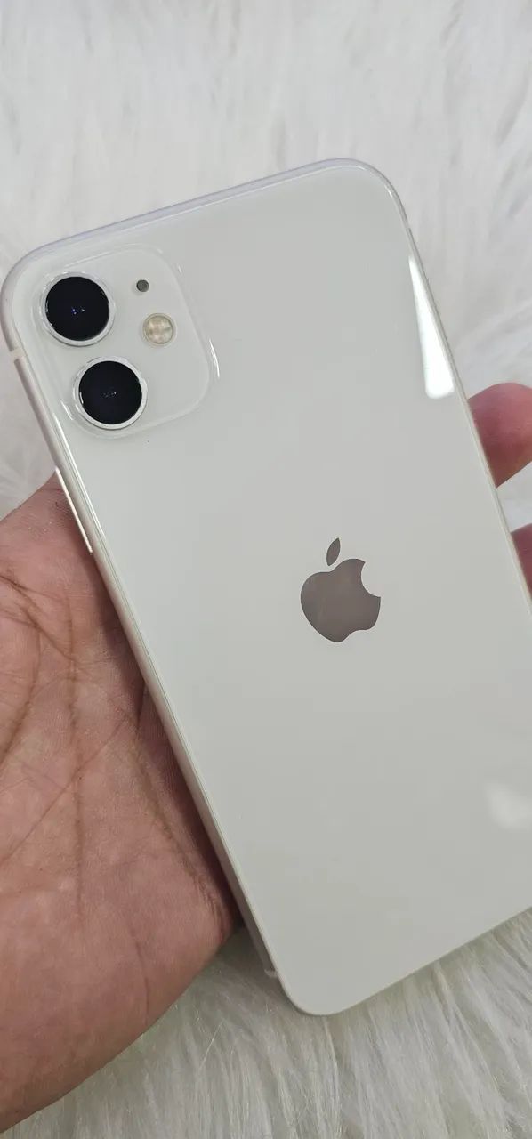 Iphone 11 128gb todo original Bateria 80 - Celulares e Smartphones
