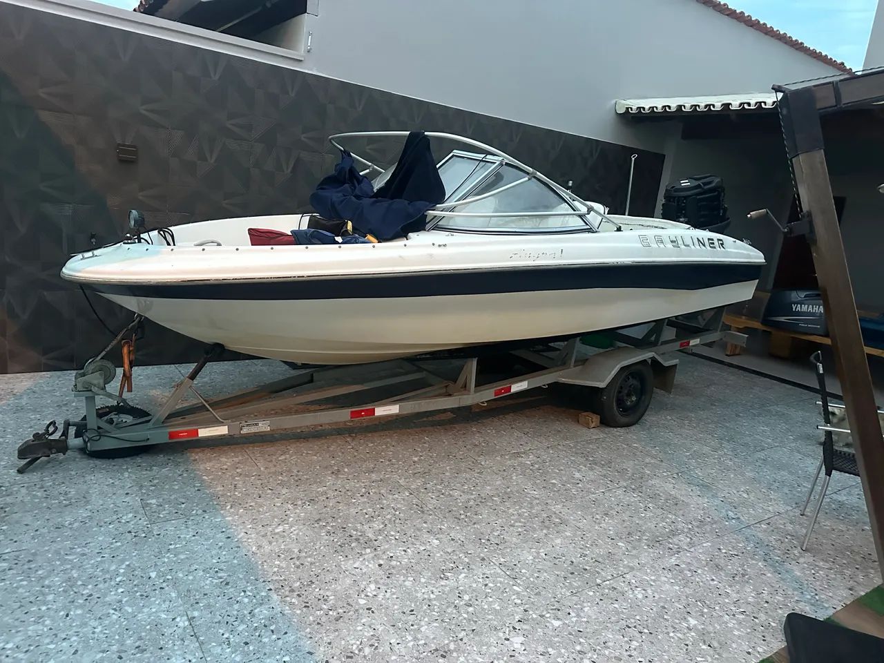 Vendo lancha Bay liner 90hP , 4 Tempo - Barcos e aeronaves 