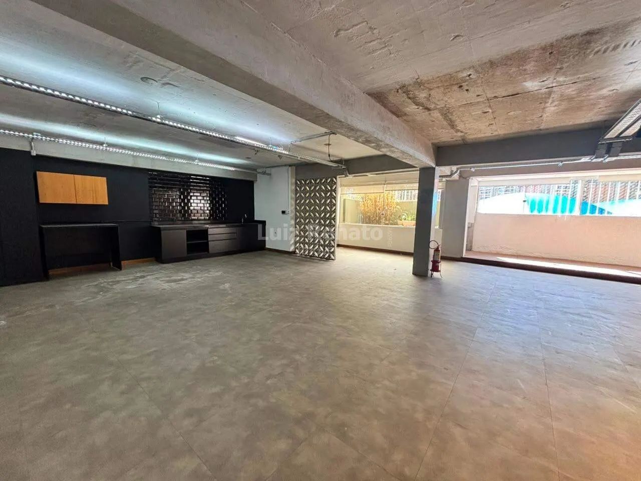 Sala comercial para aluguel, com 441,84m² no bairro Cruzeiro - Foto 3