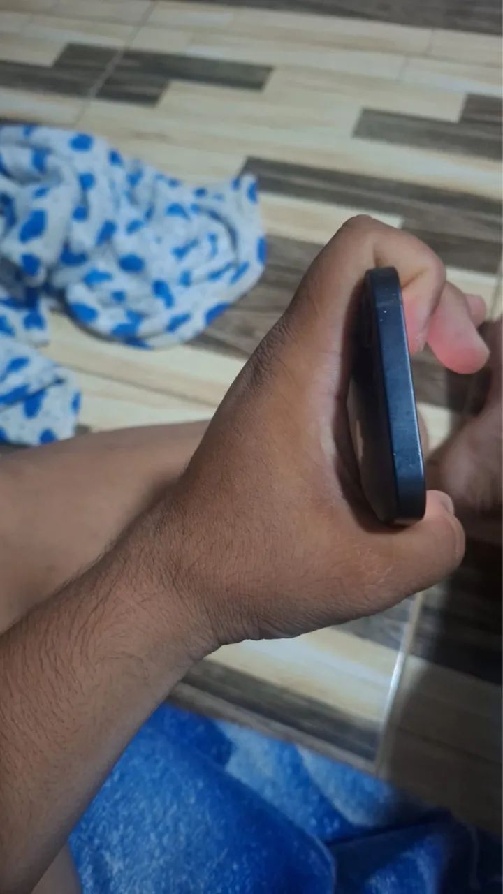 iPhone 16e - Foto 5
