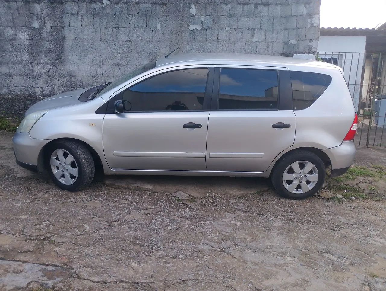 Nissan Livina LIVINA S 1.6 16V Flex Fuel Mec. 2011