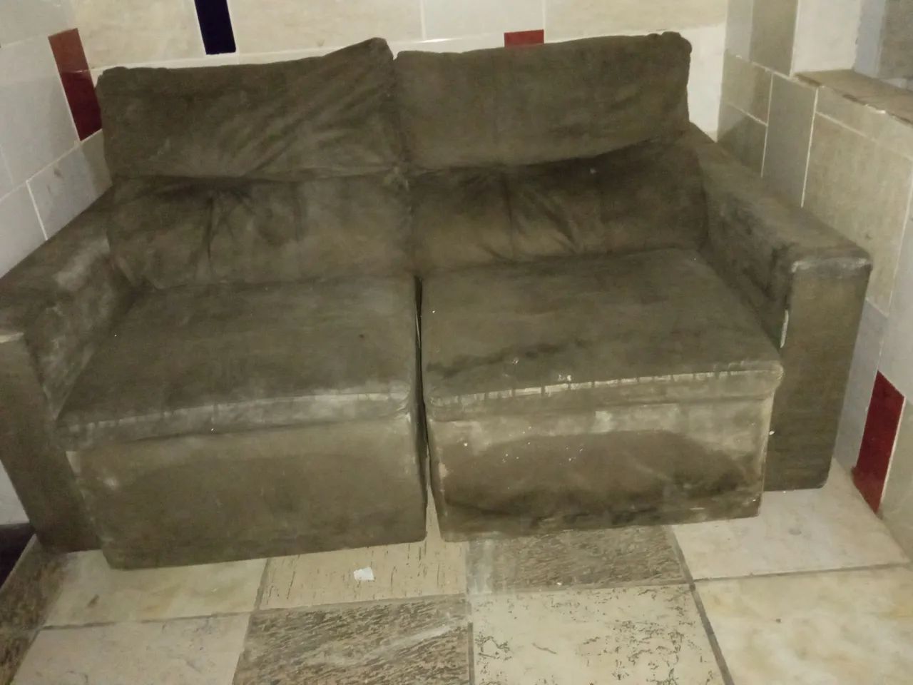 Sofá retratil 2 lugares - Foto 2