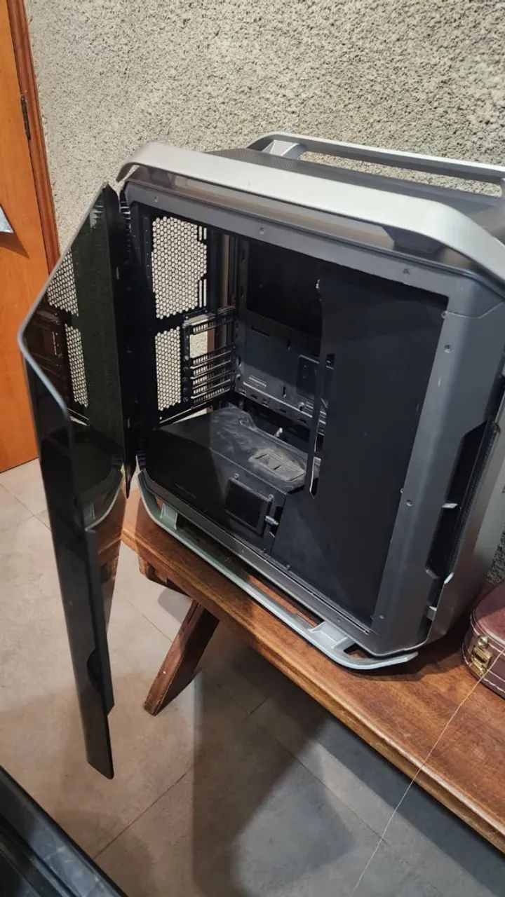 Gabinete Cooler Master COSMO 700P - Foto 5