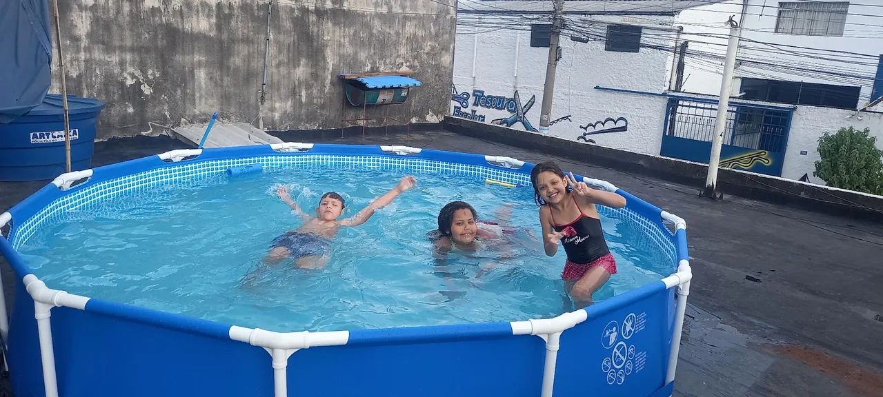 Piscina Intex 6700 litros com Bomba e produtos. - Foto 2
