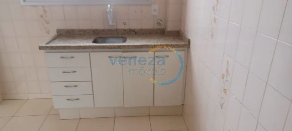 Apartamento à venda no Edifício Adma Caram, Centro de Londrina - Foto 5