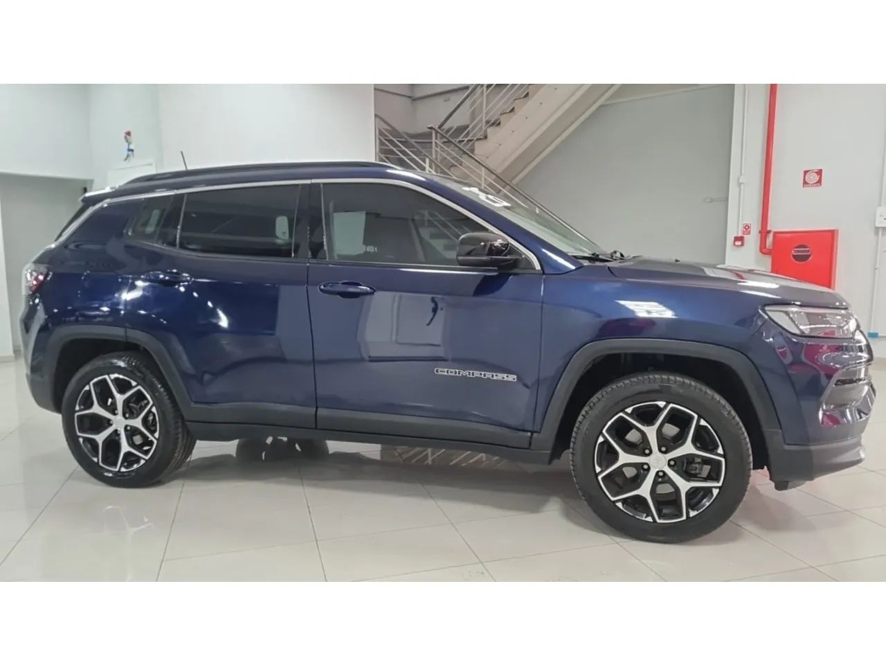 Jeep Compass LONG. T270 1.3 TB 4x2 Flex Aut., foto 9 de 16