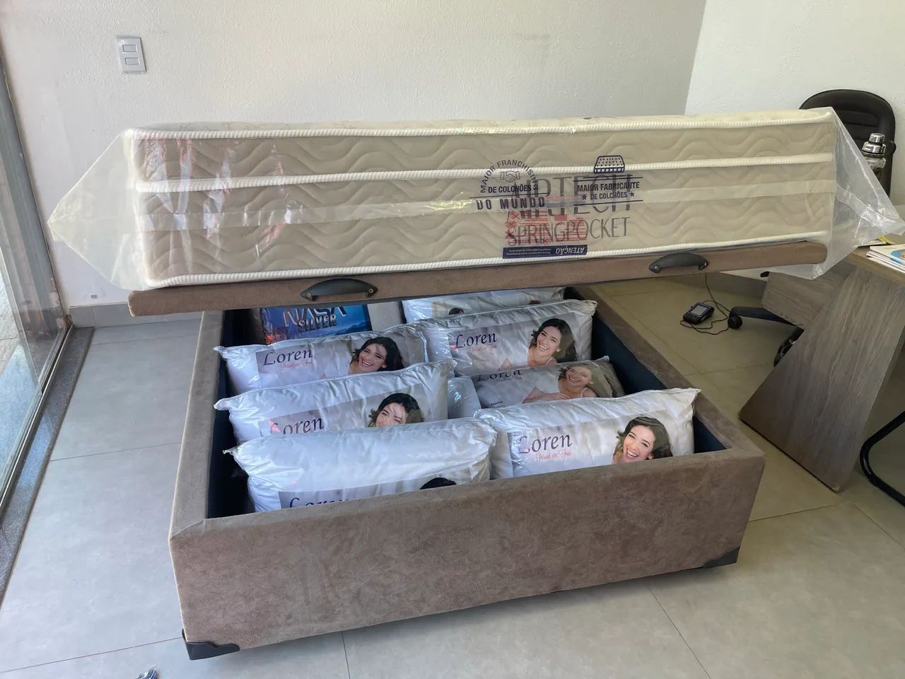 BASE BOX BAÚ CASAL + COLCHÃO ORTOBOM NOVOS