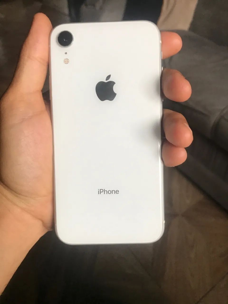 iPhone XR 
