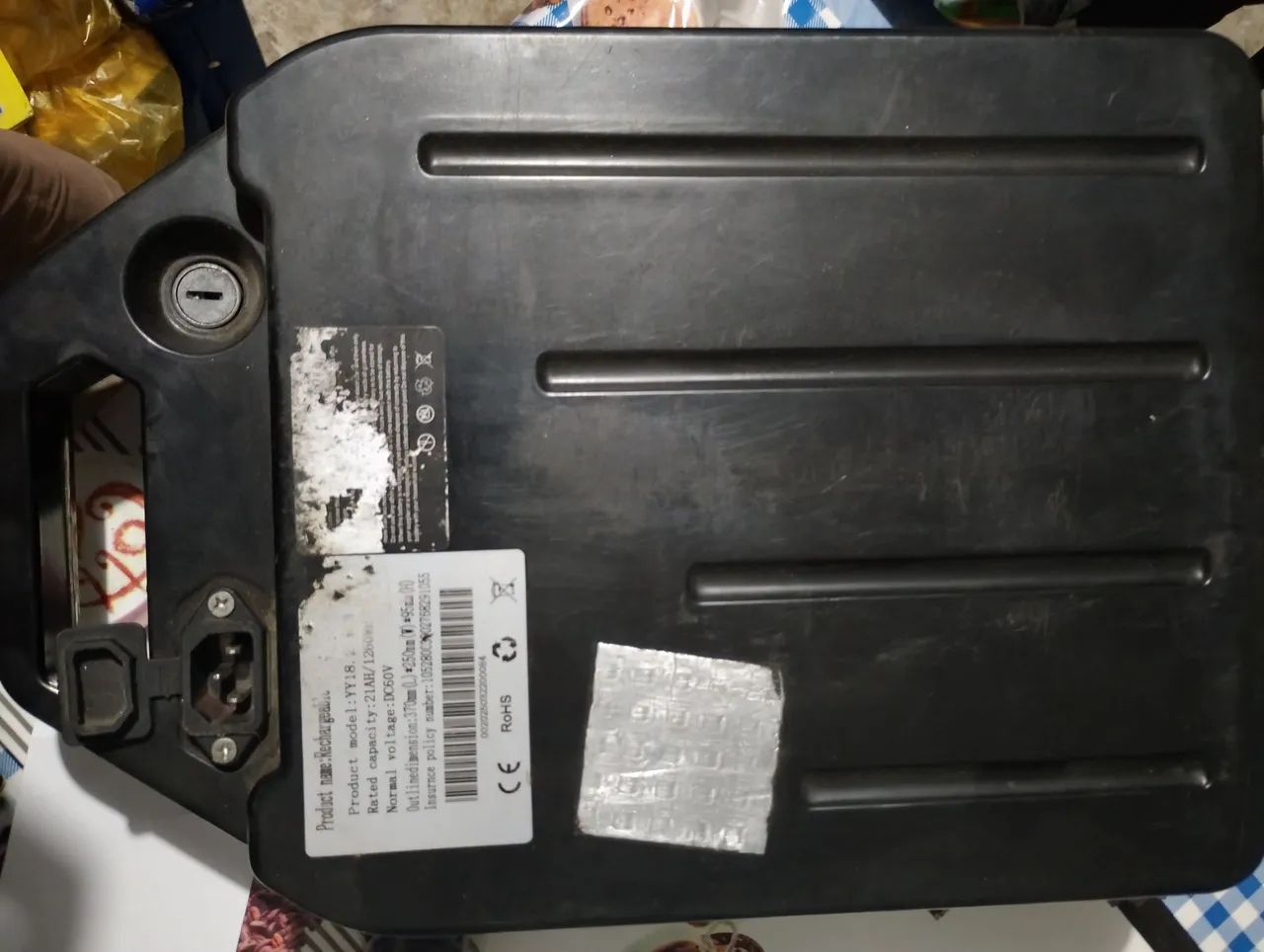 Bateria de scooter 60v 21ah o conector tá ruim  - Foto 2