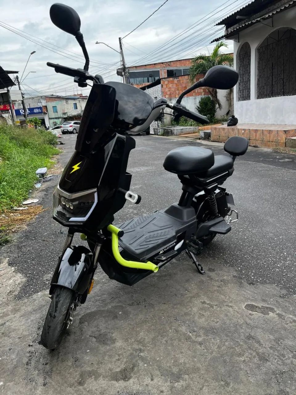 Scooter elétrica semi nova  - Foto 4