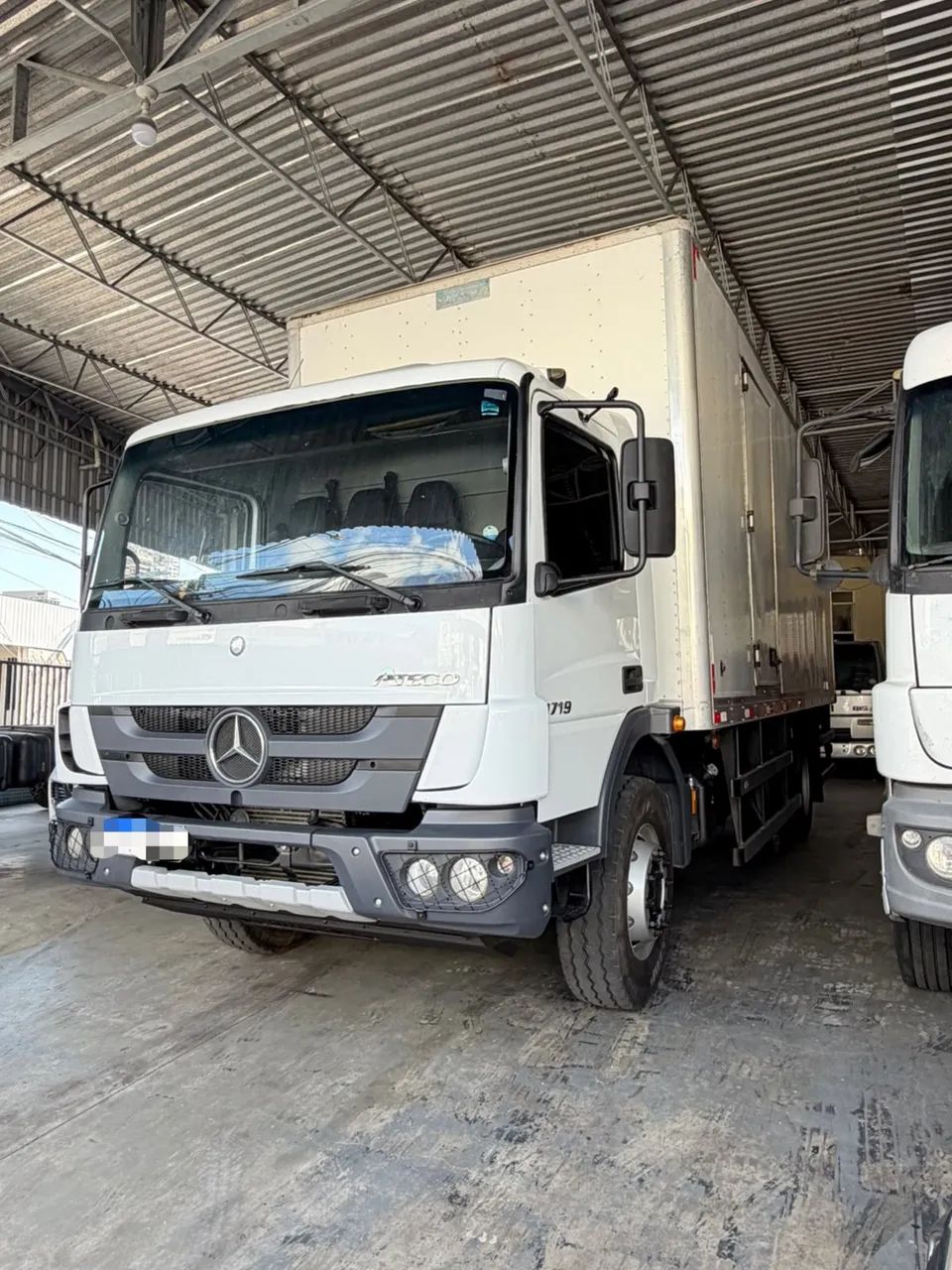Mercedes 1719 2020 
