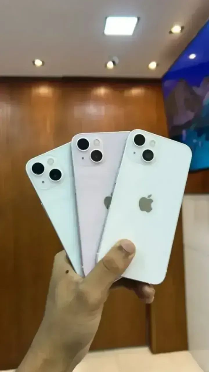 iPhone 13 128GB Rosa Impecável Retirada na Savassi - Foto 2