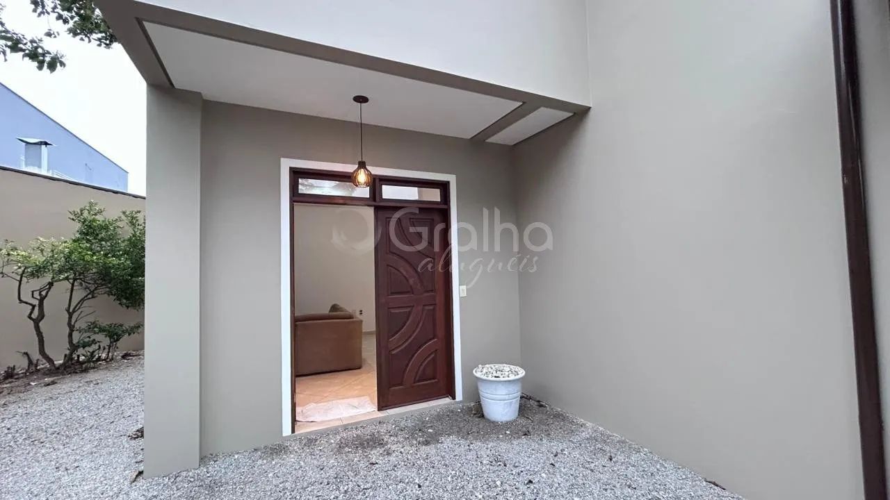 3 quartos com quintal na Cachoeira do Bom Jesus - Foto 2