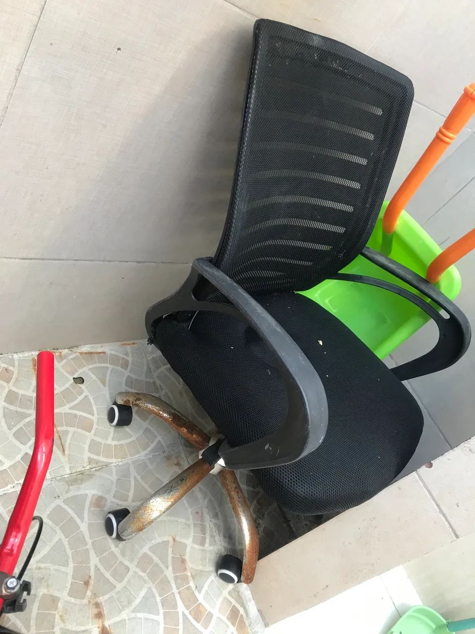 Vendo essa cadeira 60 - Foto 5