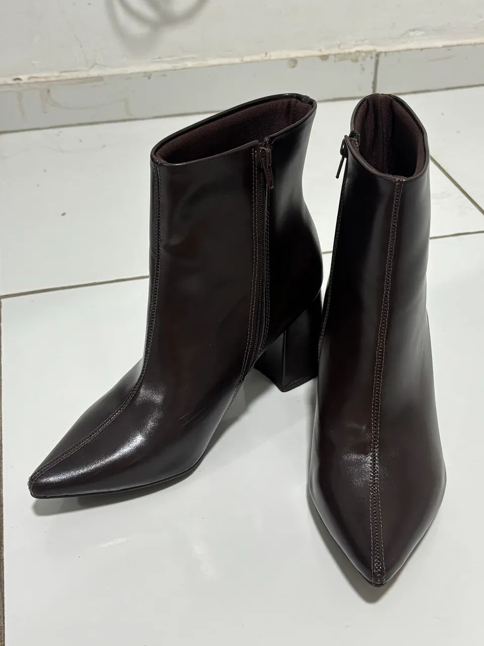 Bota marrom NOVA!