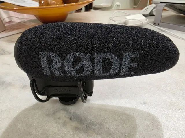 Microfone RODE VIDEOMIC PRO+ - Videomic Pro Plus