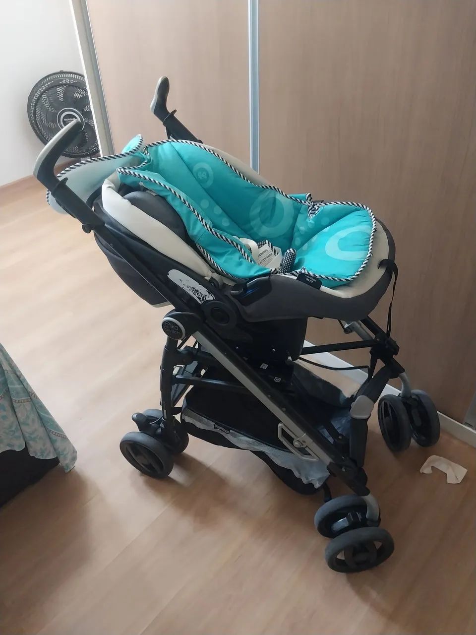 Carrinho de bebê e bebê conforto, usado. - Foto 4
