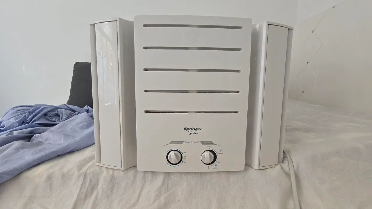 Ar Condicionado Midea em PERFEITO ESTADO. 