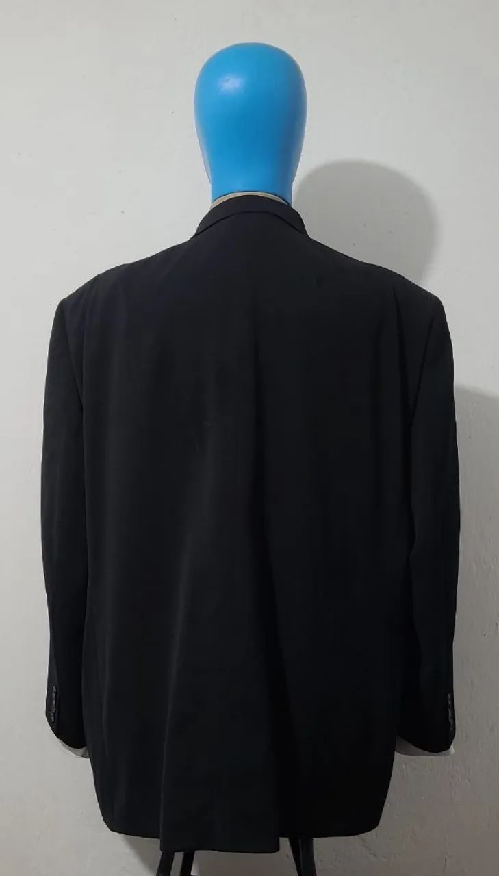 Blazer Preto tamanho 64, bonito, elegante, bem confortável, design moderno, atual.  - Foto 5