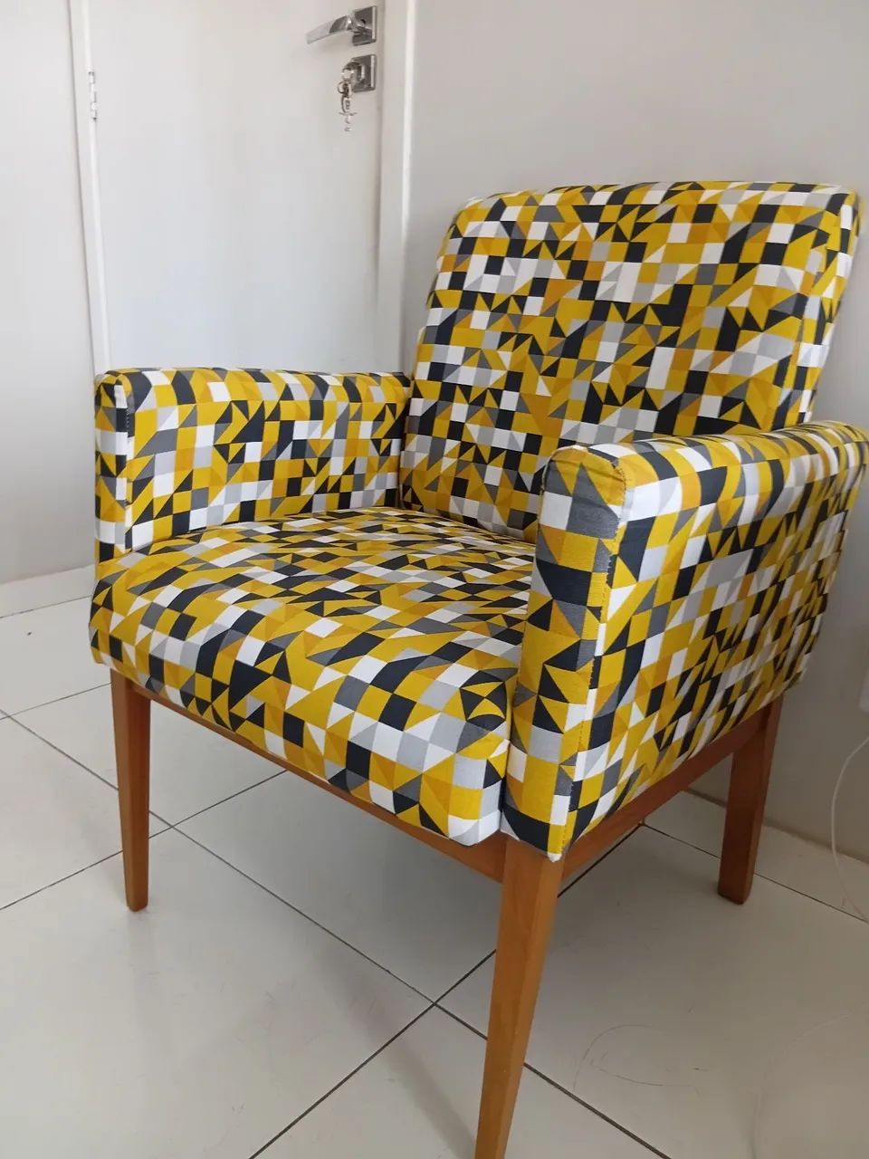 VENDE-SE POLTRONA