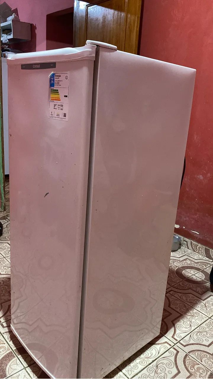 Freezer Vertical 1 Porta Branco - Funcionando 100% - - Foto 2