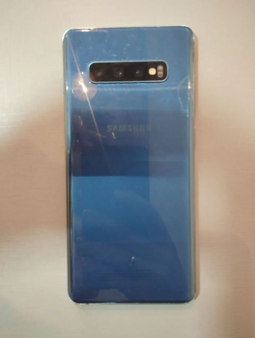 Galaxy S10 Plus c/ tela estragada - Foto 2