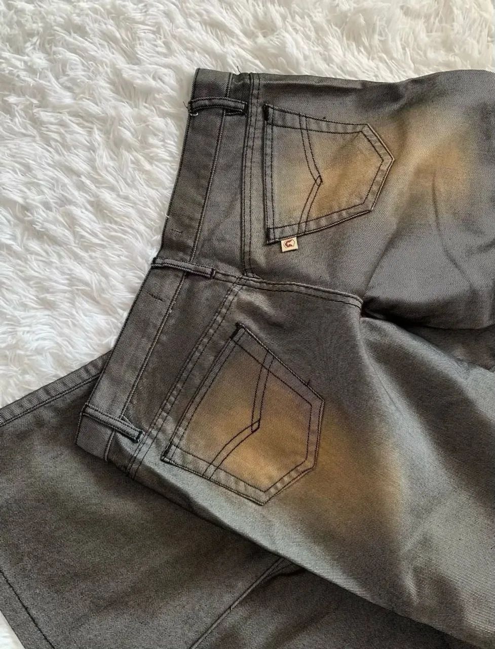 Calça flare anos 2000 veste 42 - Foto 2
