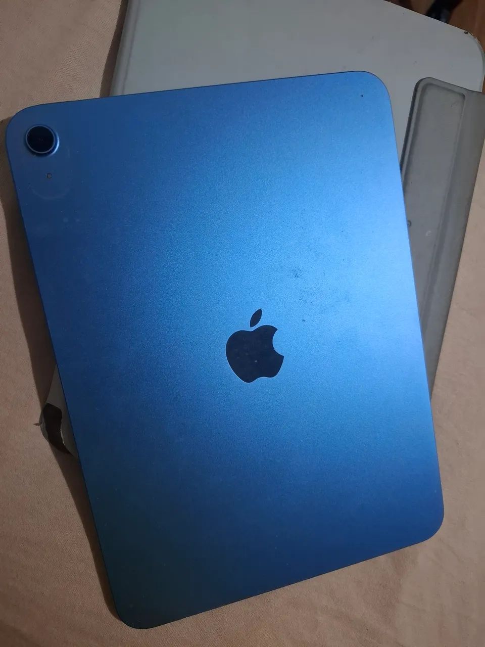 Vendo Ipad A16 bateria ótima 97% comprado fora do Brasil , com garantia até março de 2027  - Foto 2